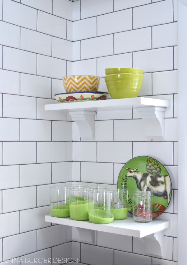 Subway Tile: There are many styles + colors. How do you choose the right subway tile for the project? Here are helpful tips that will point you in the right direction on the process of choosing a tile + check out the before and after of the tile installation of this kitchen remodel. www.JennaBurger.com